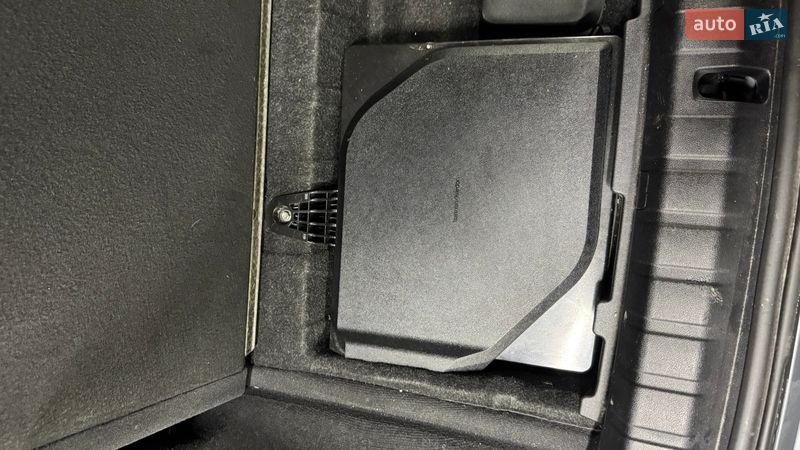 Купе BMW i4 2024 в Львове