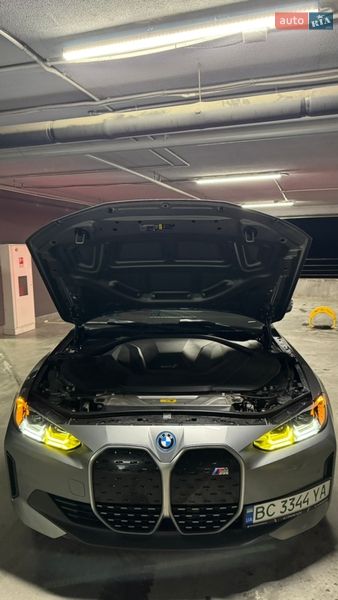 Купе BMW i4 2024 в Львове