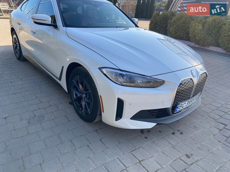 Купе BMW i4 2024 в Самборе