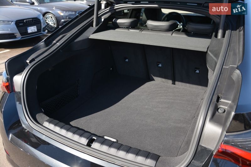 Купе BMW i4 2024 в Києві