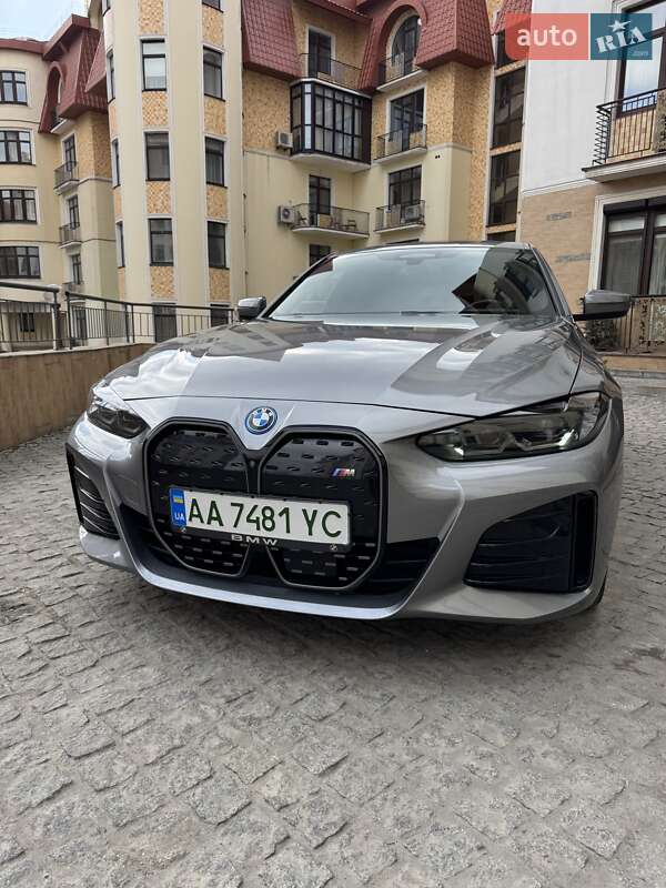 Купе BMW i4 2023 в Киеве