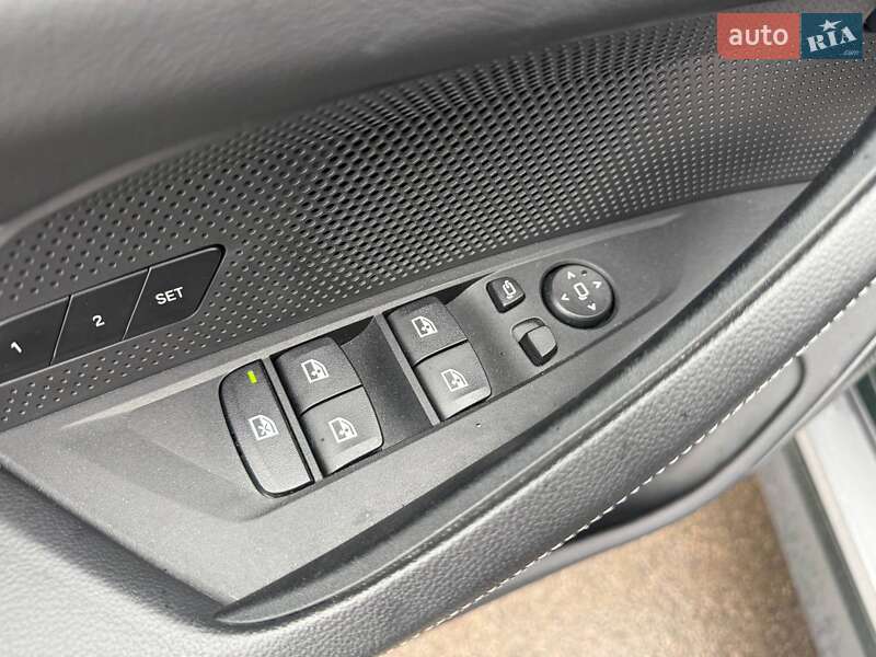 Купе BMW i4 2024 в Киеве