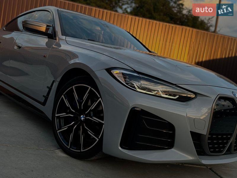 Купе BMW i4 2022 в Львове