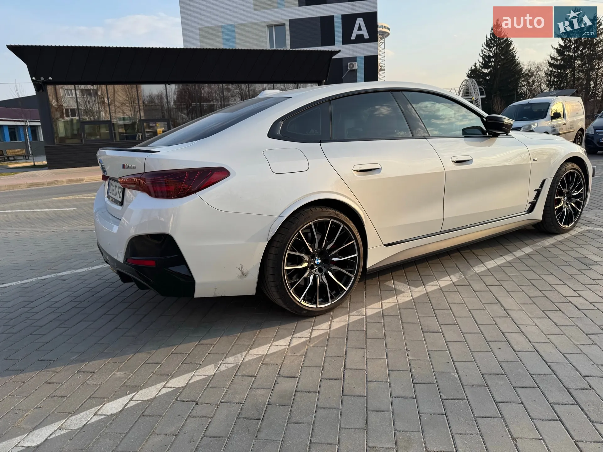 2024 BMW i4 - мініатюра 2