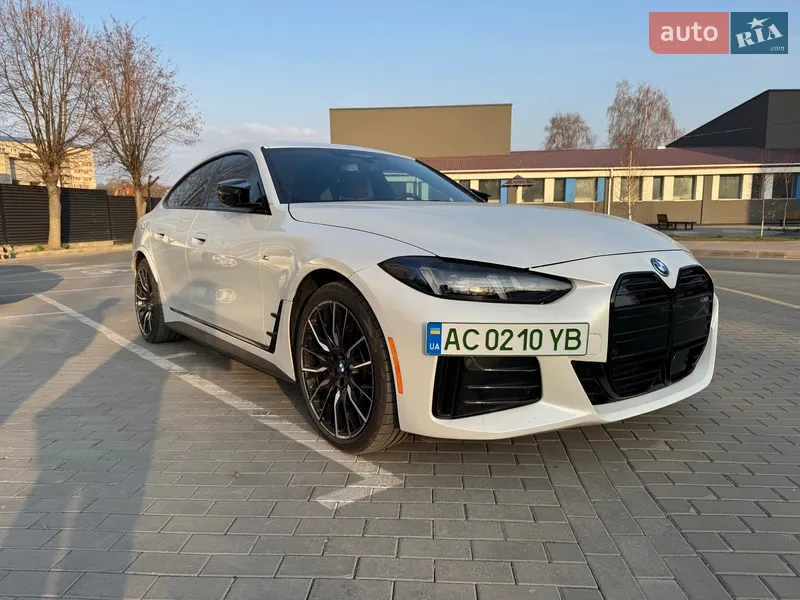 BMW i4