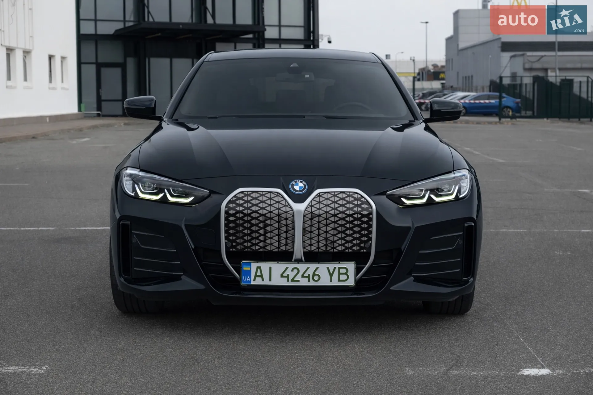 2023 BMW i4 - фото 1