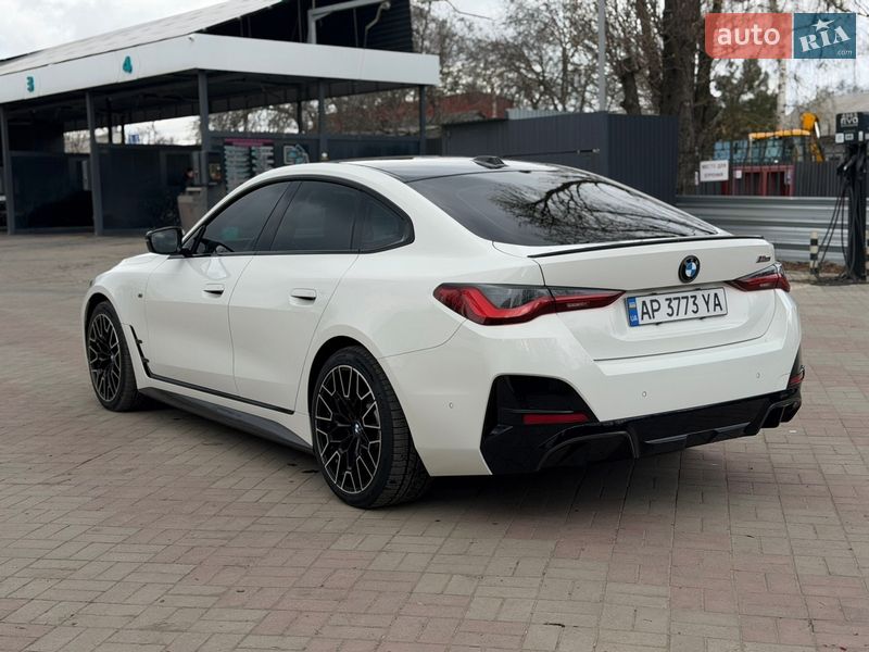 BMW i4 2023