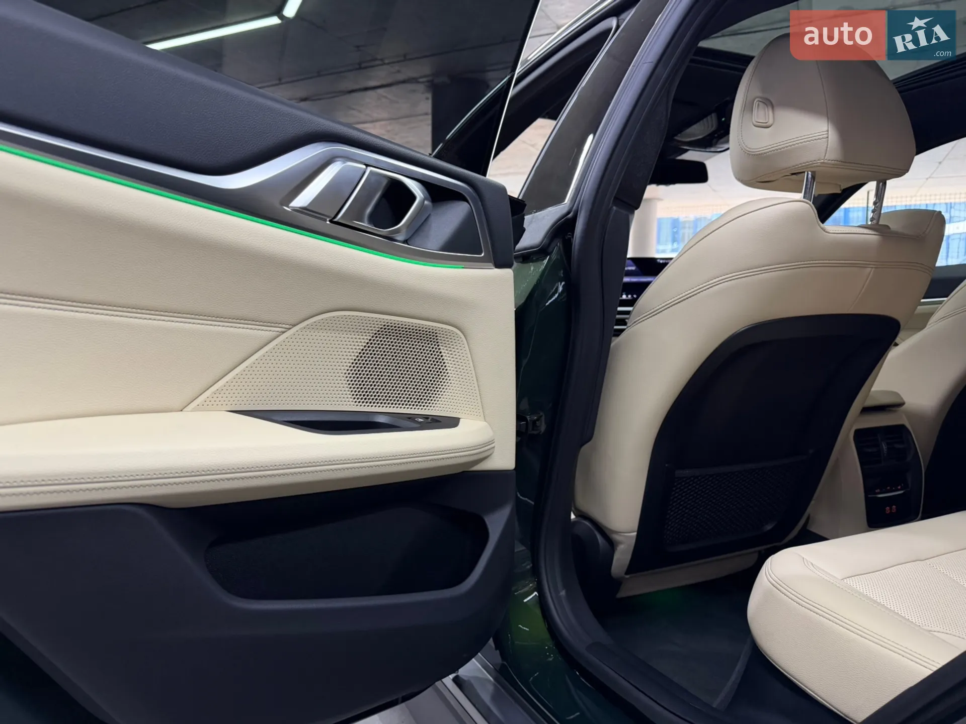 2024 BMW i4 - мініатюра 23