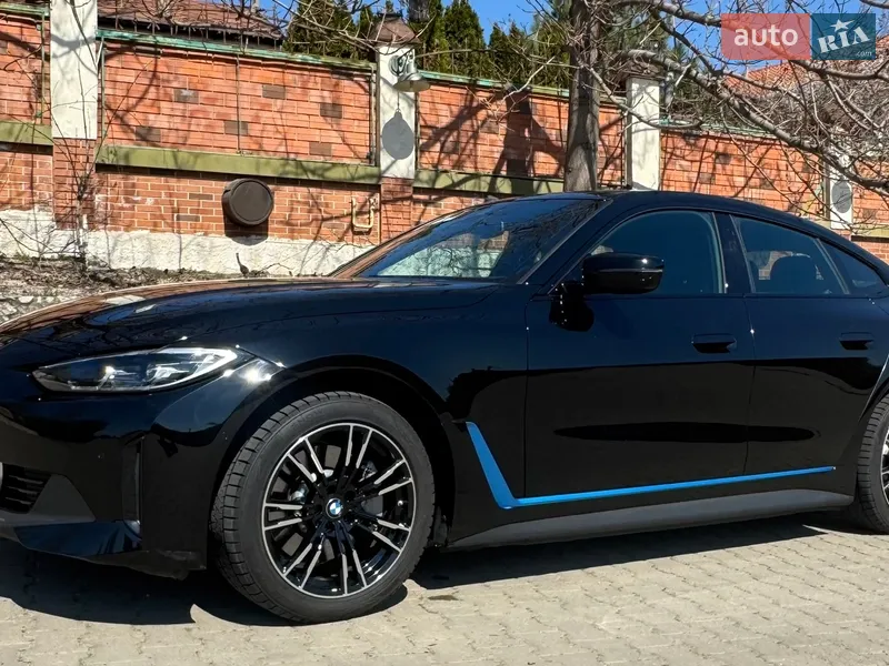 BMW i4
