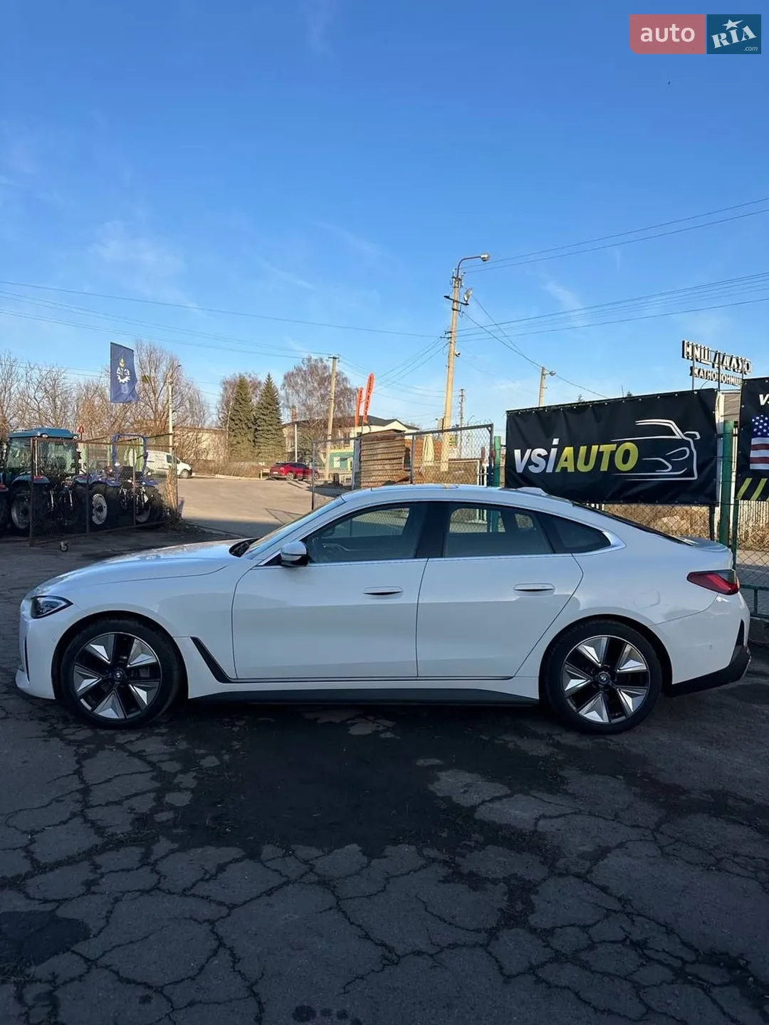 2023 BMW i4 - мініатюра 20