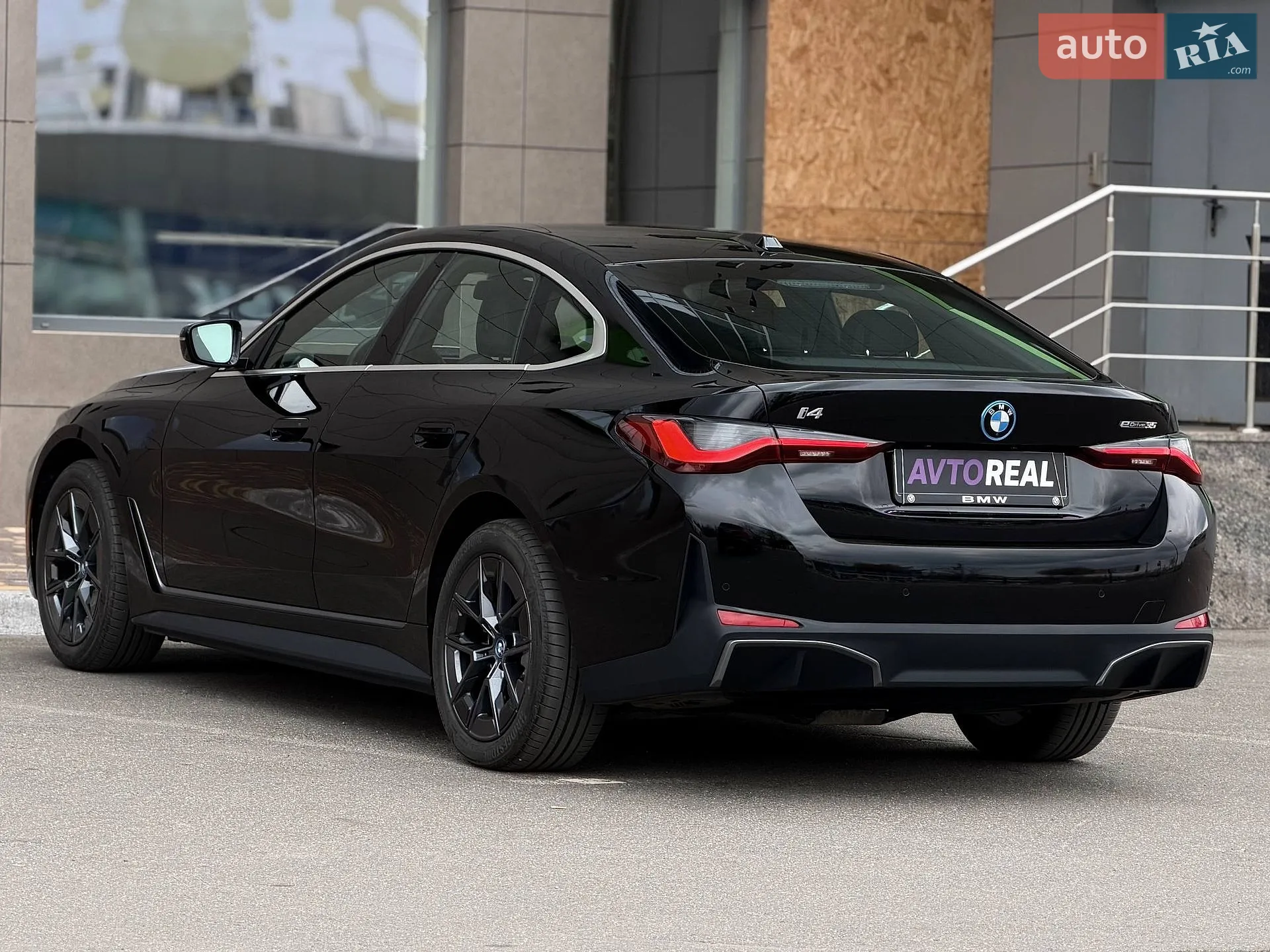 2023 BMW i4 - мініатюра 37