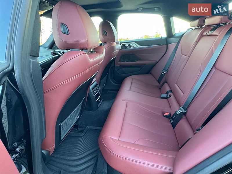 Купе BMW i4 2024 в Самборе