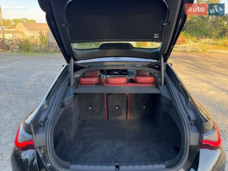 Купе BMW i4 2024 в Самборе