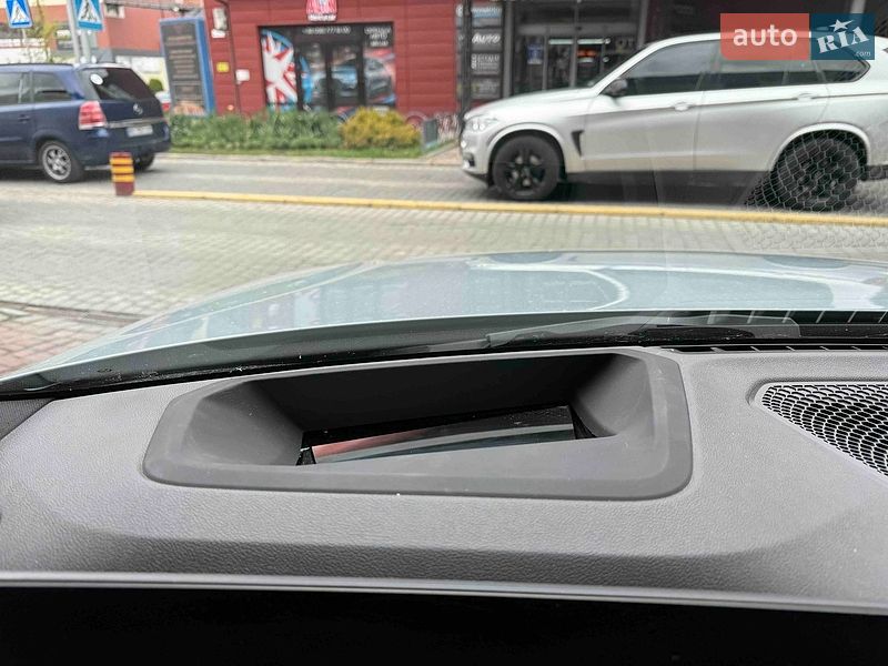 Купе BMW i4 2023 в Львове
