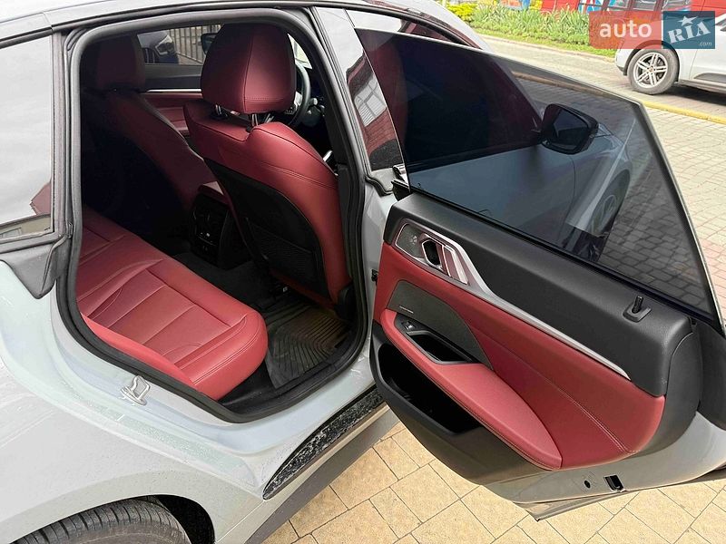 Купе BMW i4 2023 в Львове