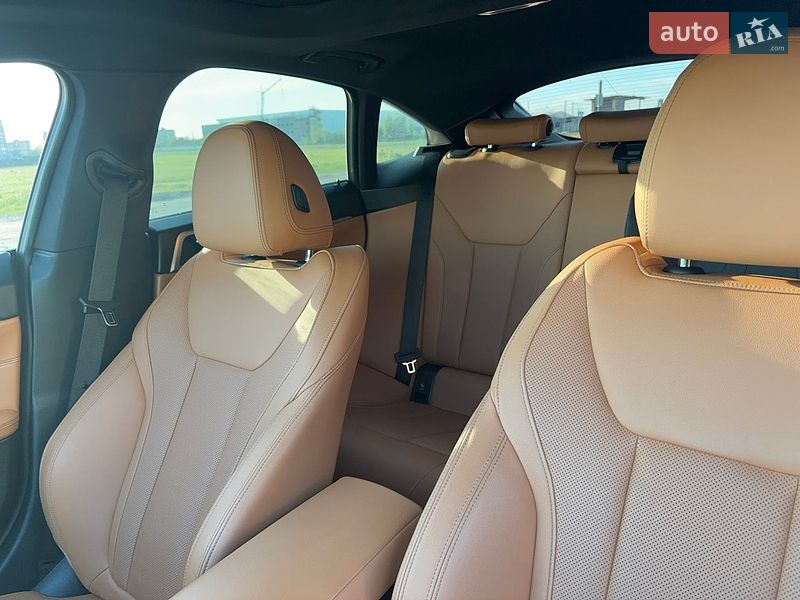 Купе BMW i4 2022 в Полтаве