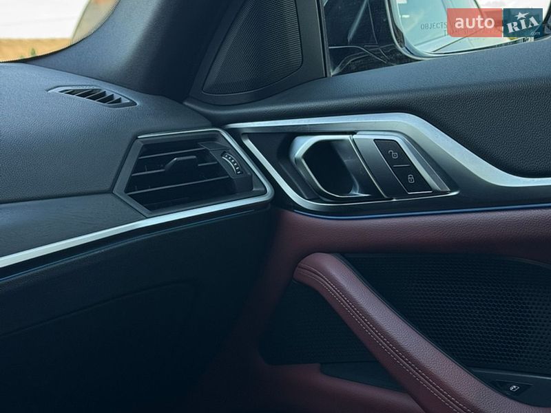Купе BMW i4 2024 в Самборе