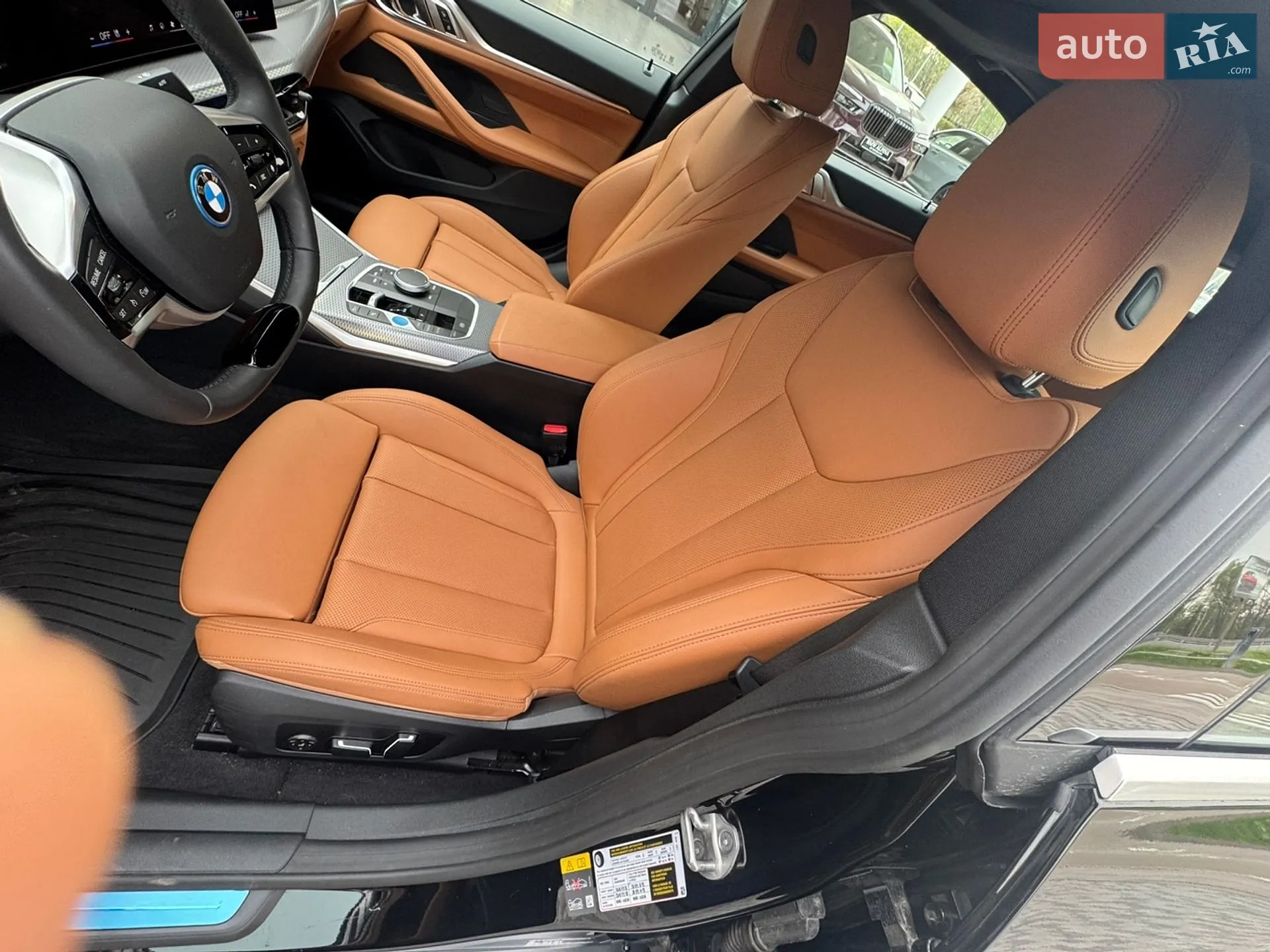2024 BMW i4 - мініатюра 5