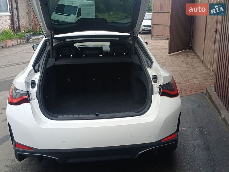 Купе BMW i4 2023 в Киеве