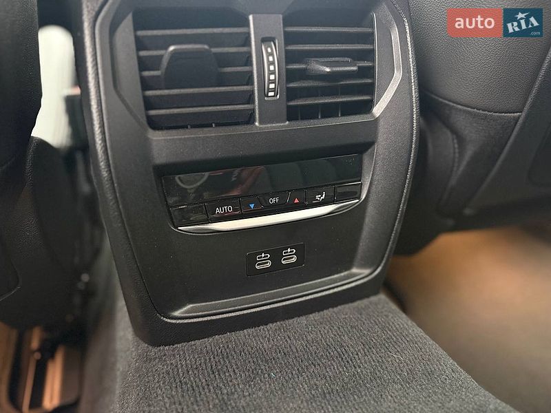 Купе BMW i4 2024 в Києві