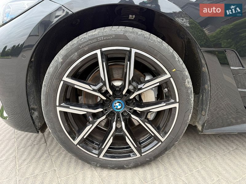 Купе BMW i4 2023 в Стрые