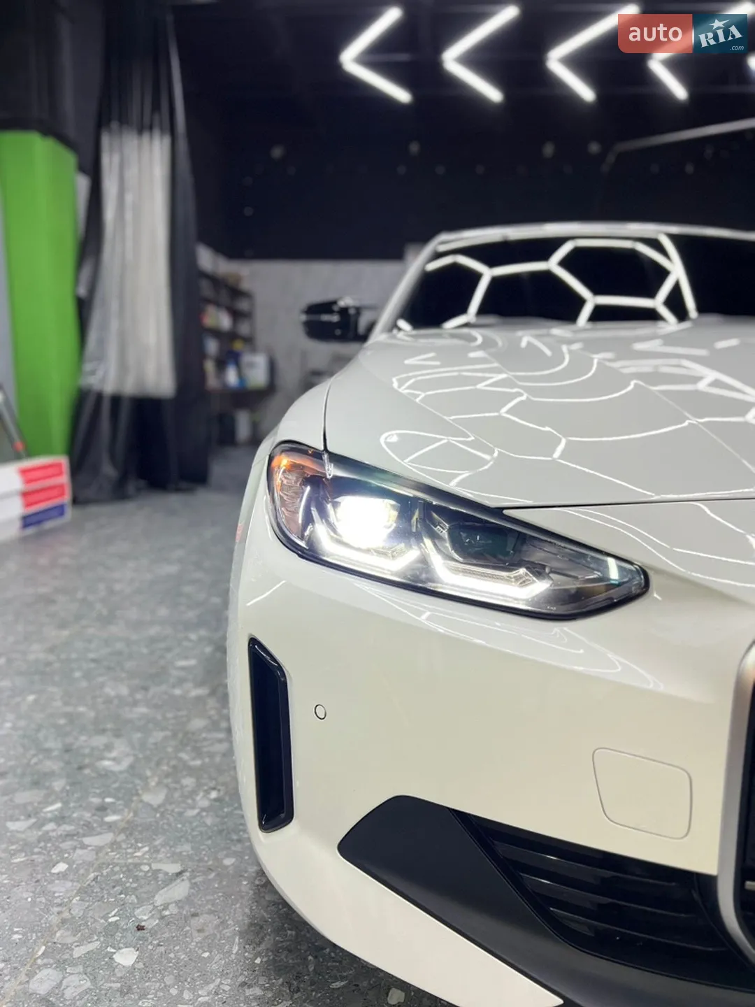 2023 BMW i4 - мініатюра 20