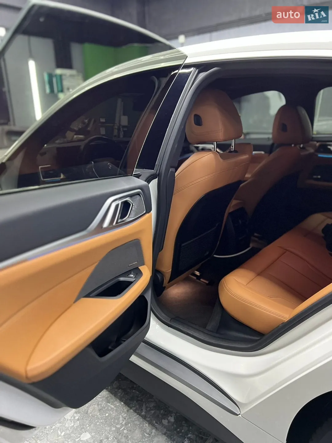 2023 BMW i4 - мініатюра 12