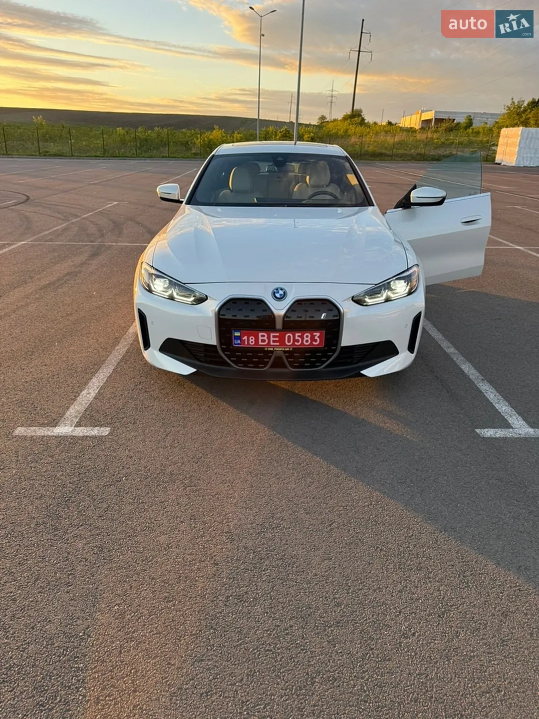 2022 BMW i4 - мініатюра 68
