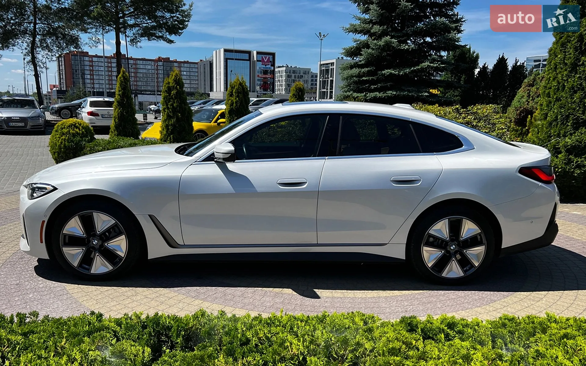 2023 BMW i4 - мініатюра 4