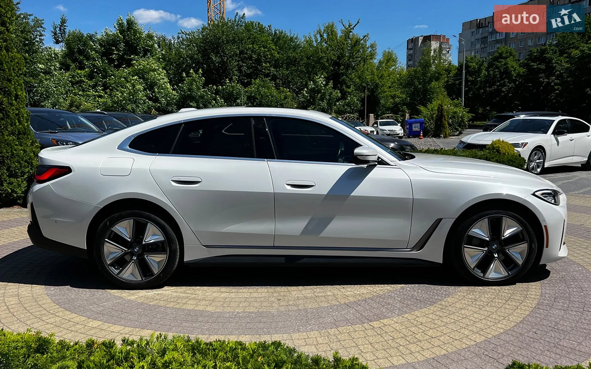 2023 BMW i4 - мініатюра 8