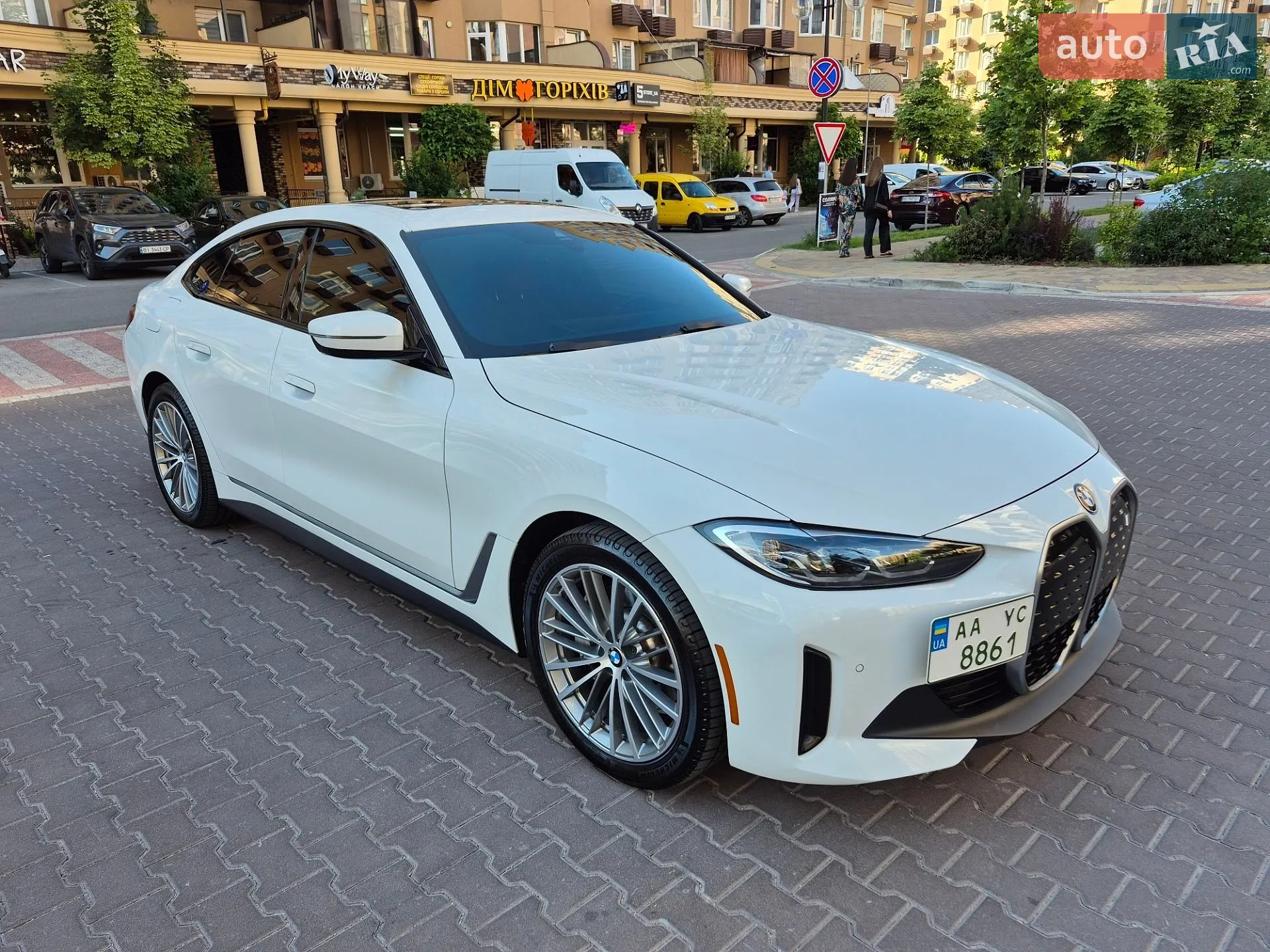 2023 BMW i4 - мініатюра 5