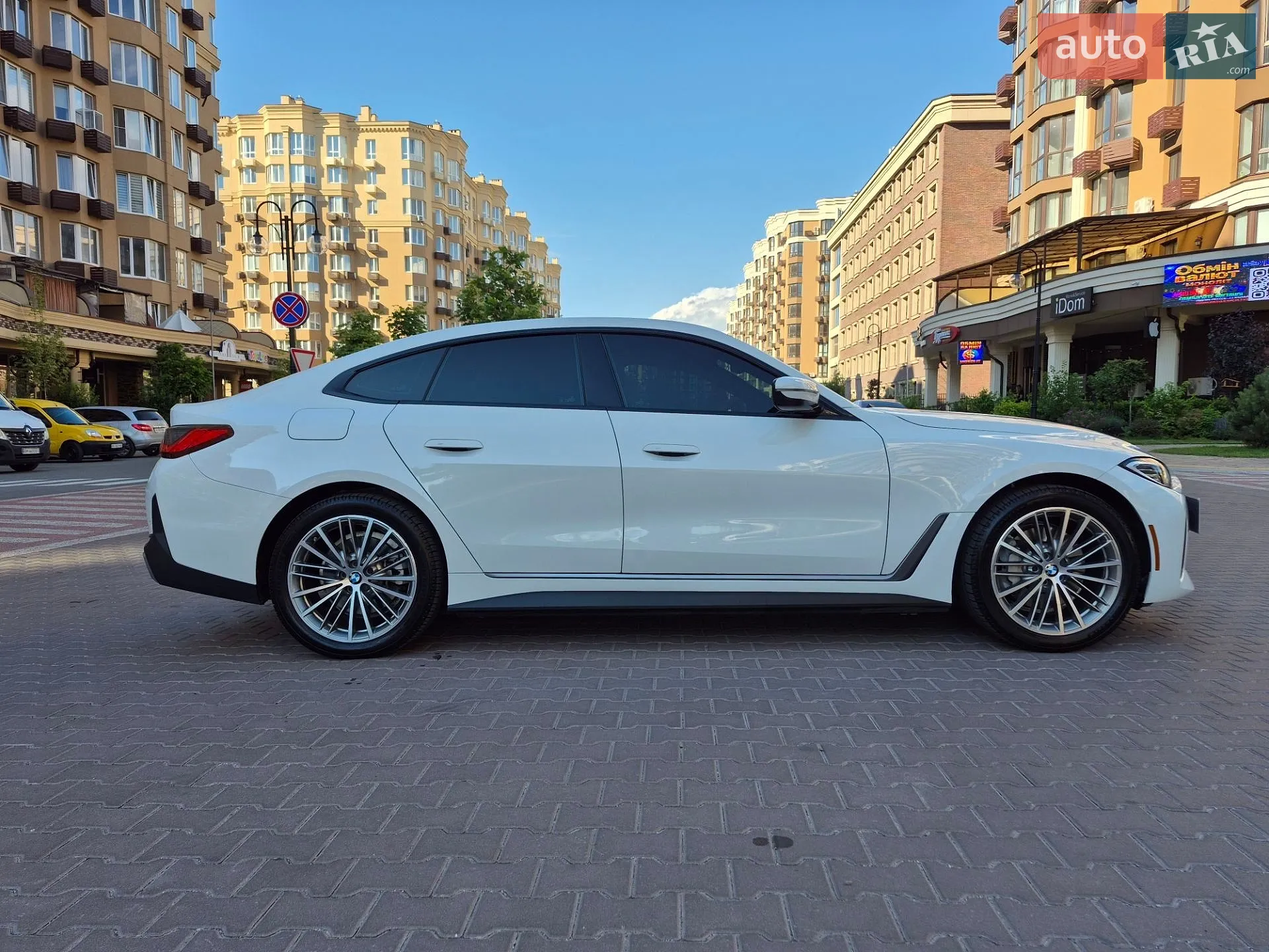 2023 BMW i4 - мініатюра 6