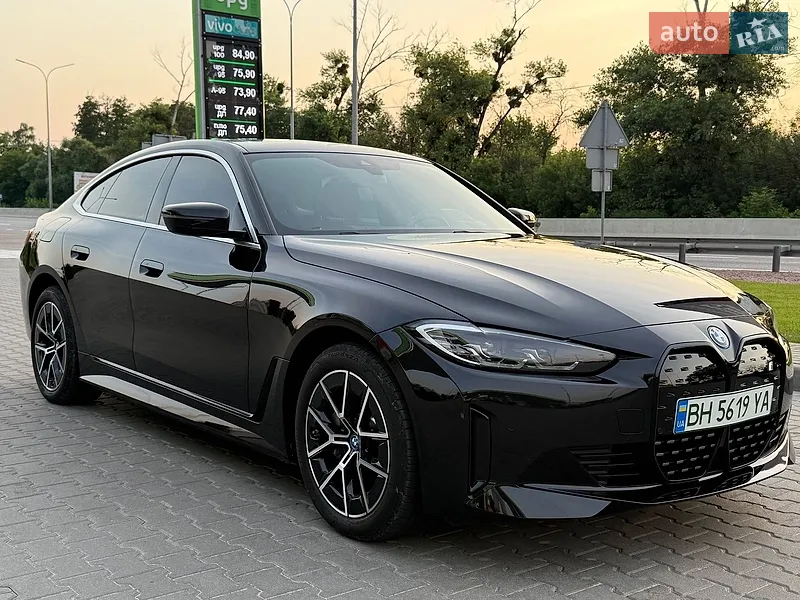 BMW i4