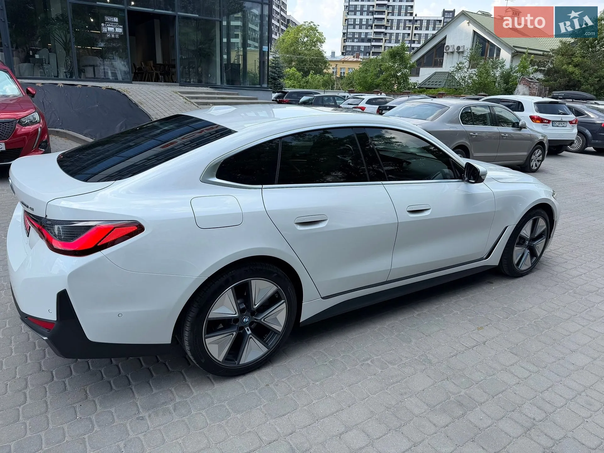 2023 BMW i4 - мініатюра 12