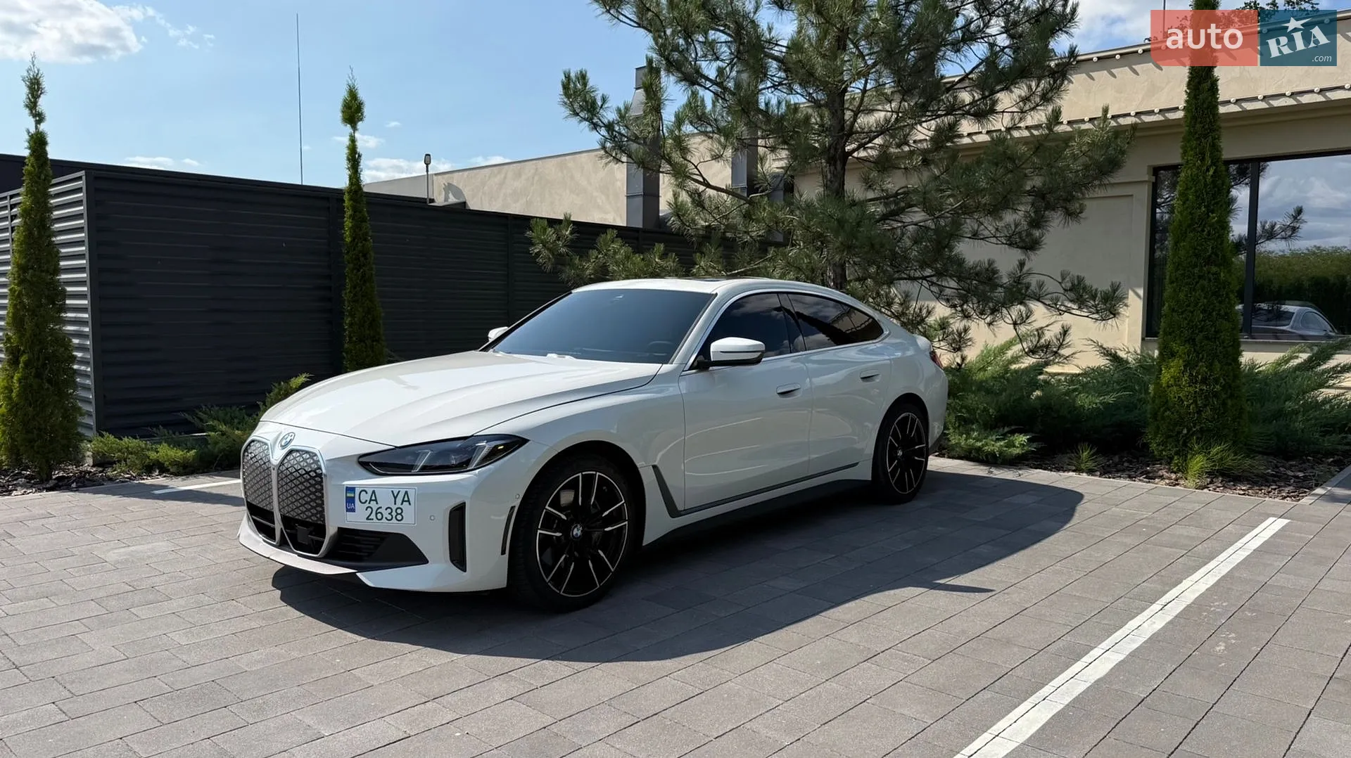 2024 BMW i4 - мініатюра 6