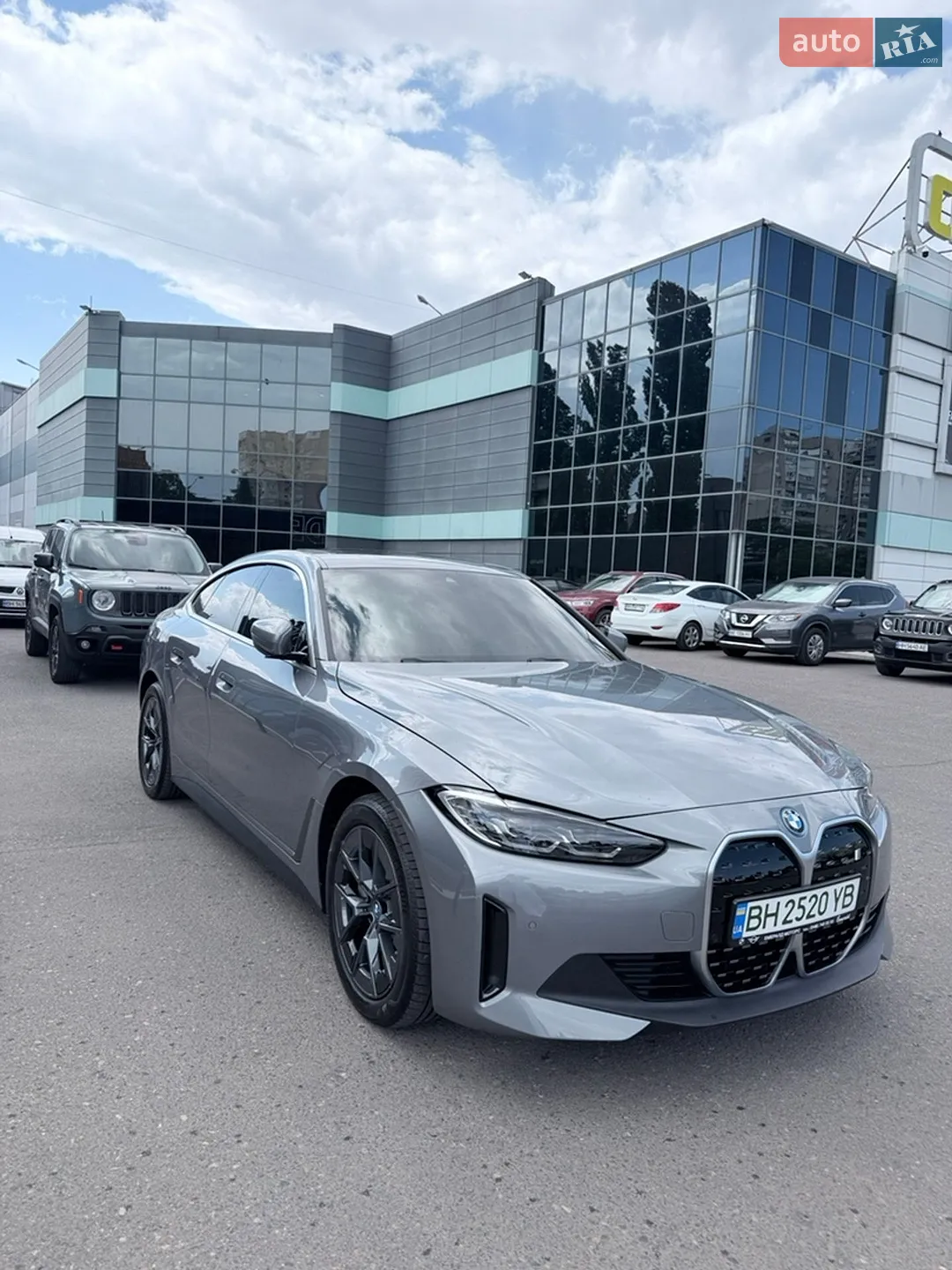 2024 BMW i4 - мініатюра 5