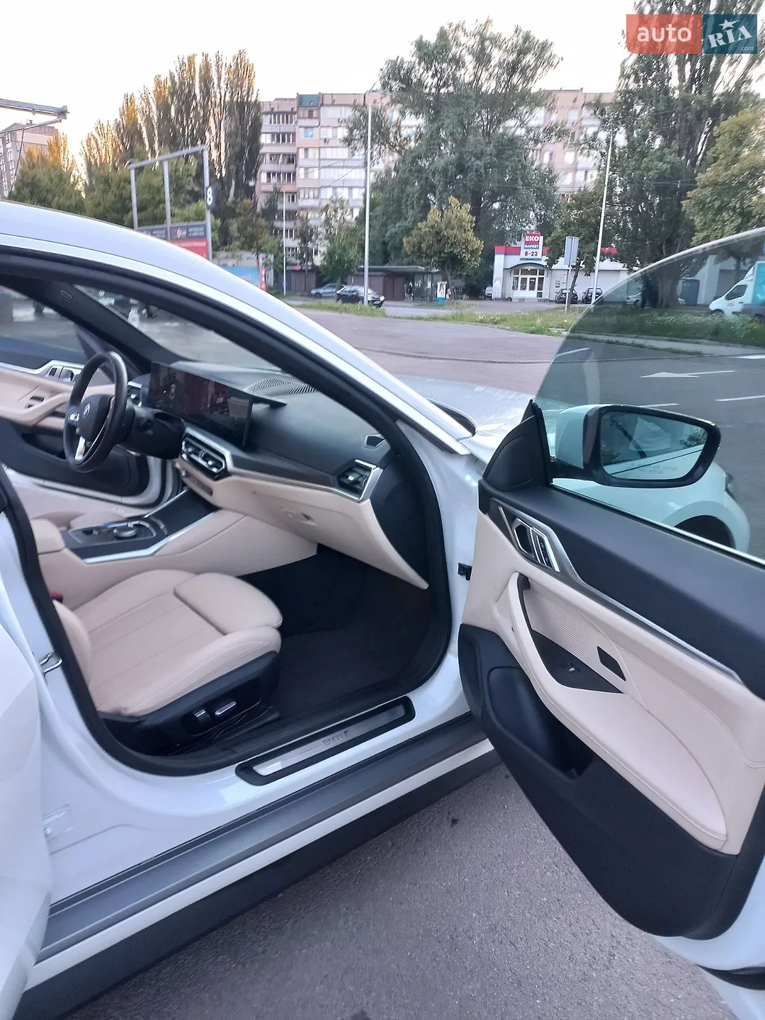2023 BMW i4 - мініатюра 19