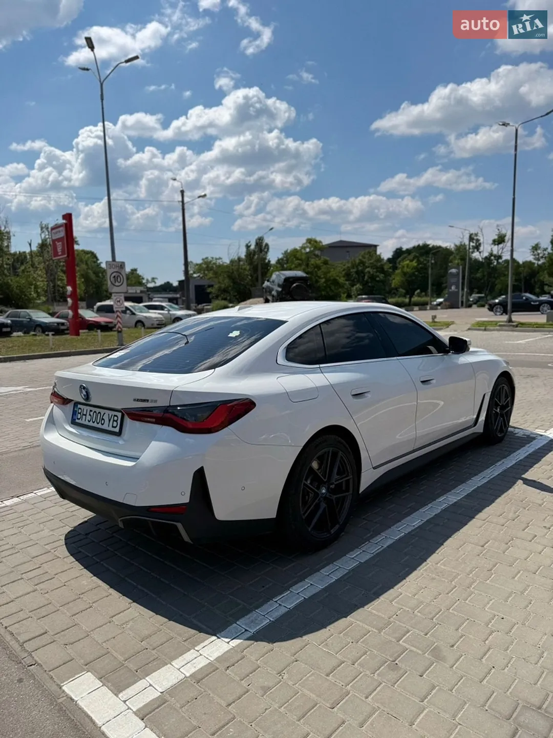 2023 BMW i4 - мініатюра 3