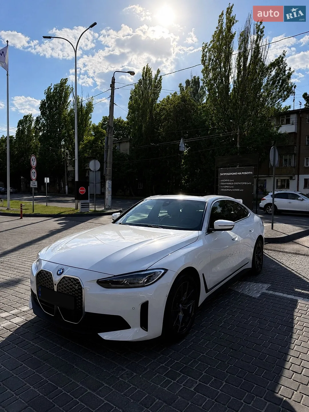 2023 BMW i4 - мініатюра 10
