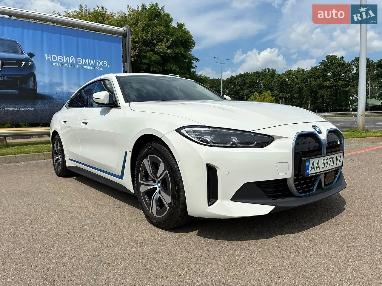 2023 BMW i4 - мініатюра 26