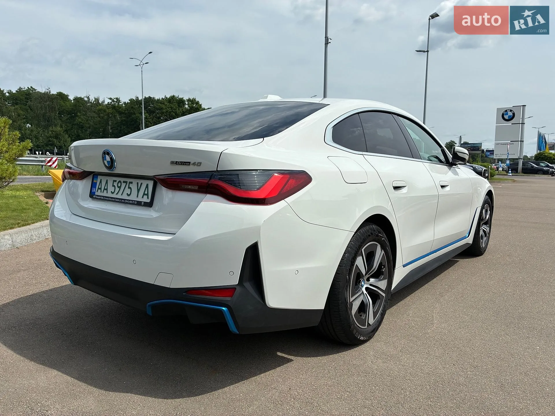 2022 BMW i4 - мініатюра 10