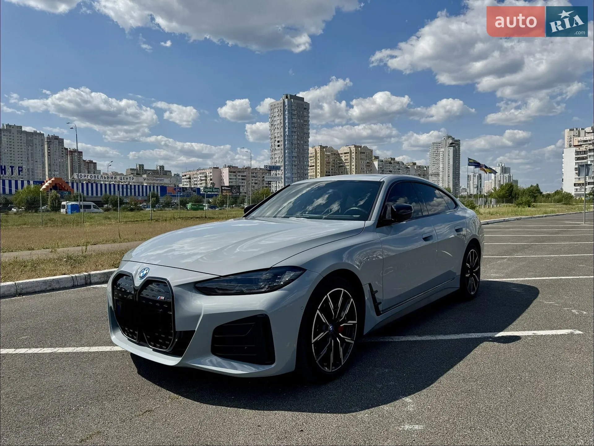 BMW i4 2023 VIN WBY73AW04RFR48087 фото оголошення 2 з 26
