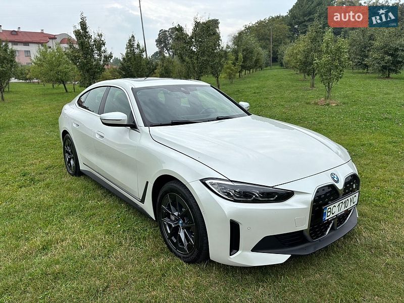 BMW i4 2023