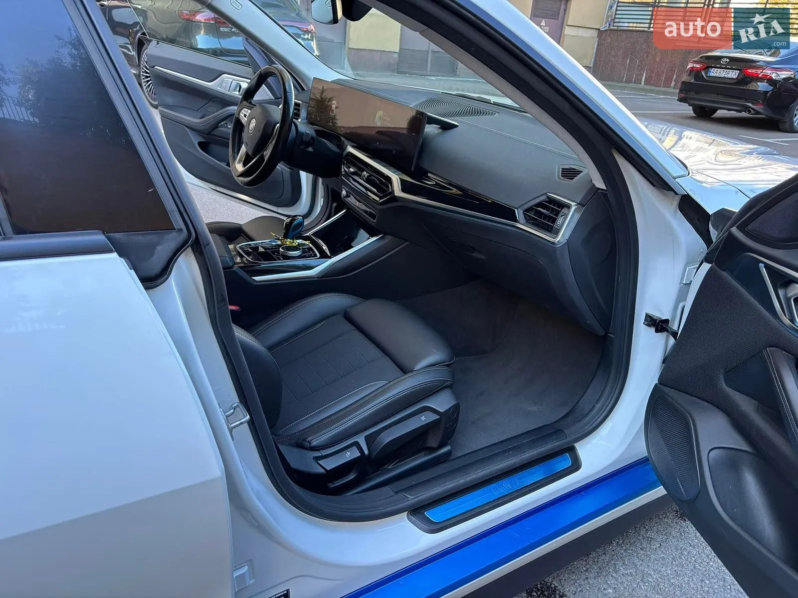 2022 BMW i4 - мініатюра 15