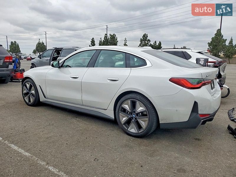 Купе BMW i4 2025 в Львові