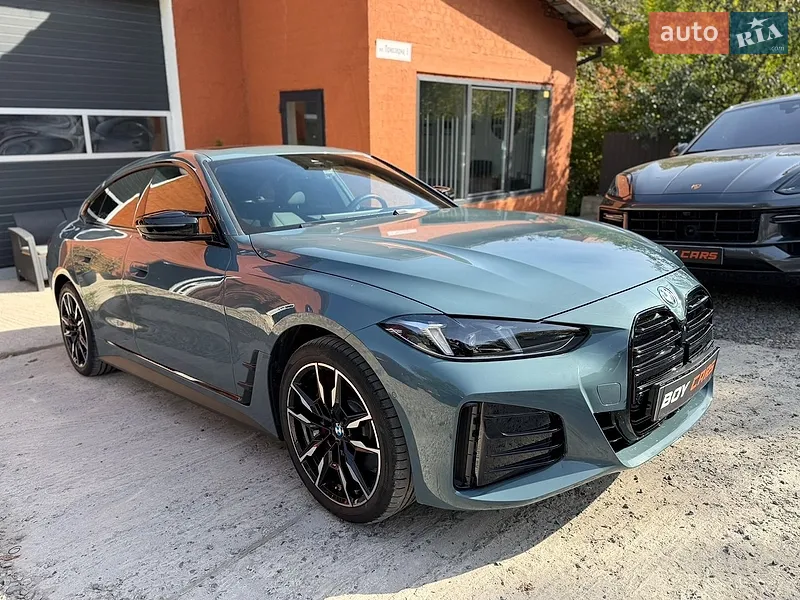 BMW i4