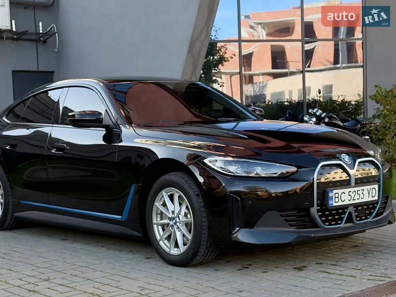 BMW i4