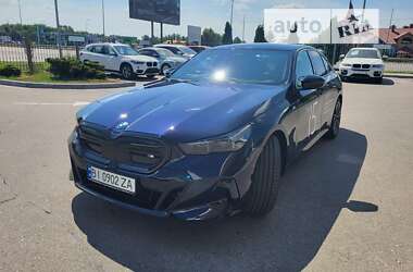 Седан BMW i5 2023 в Полтаве