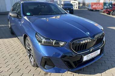 Седан BMW i5 2023 в Хмельницькому