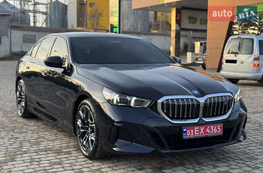 Седан BMW i5 2023 в Тернополі